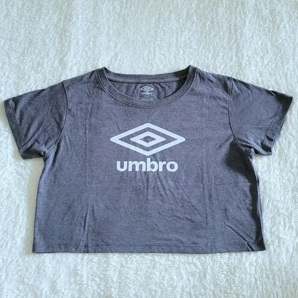 umbro Boxy🥊Cropped Logo Tee👕 - NWT